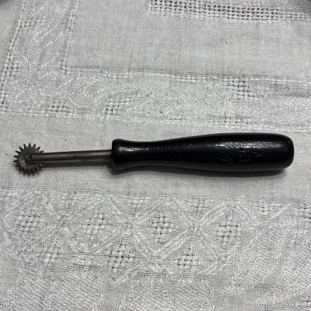 Antique Wood Handle Leather & Sewing Tool Stitch Marker‎ Single Pricking Wheel